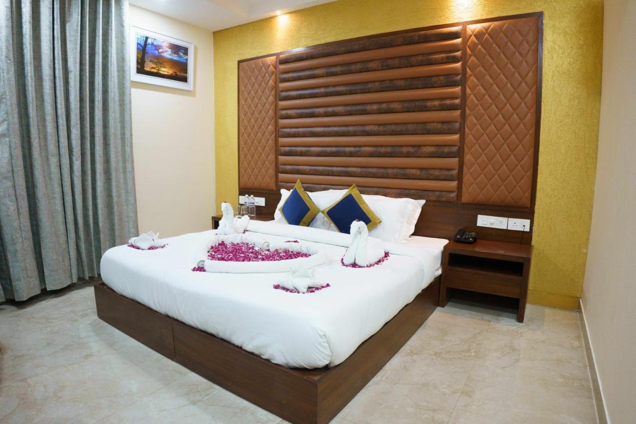 Hotel Vihaan Residency Zirakpur Eksteriør bilde